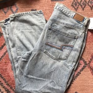 American Eagle Pride 90s Boyfriend Jeans, size 10, NWT